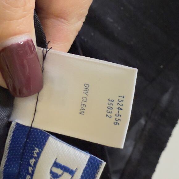 Pendleton wool blend skirt, black w metallic threads classic, work, office #4274 - Picture 6 of 8